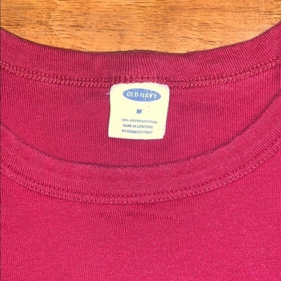 Old navy shirt - Picture 4 of 5
